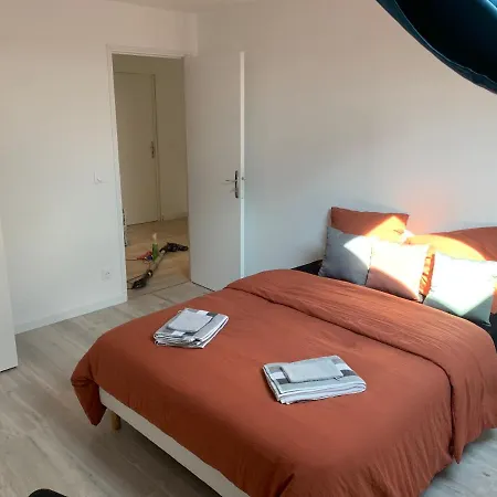 Guest house Tenjin 14 Bondy